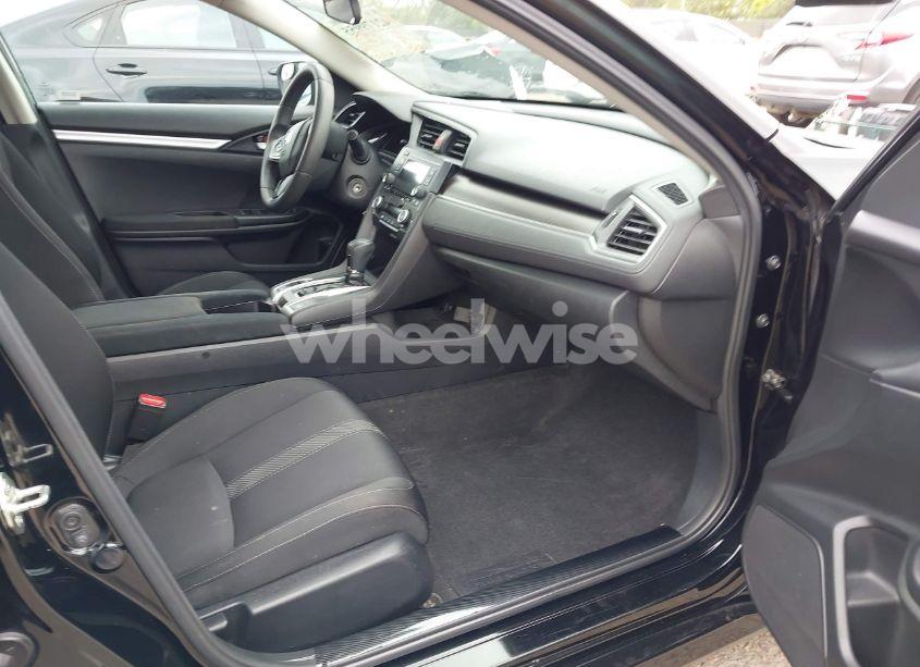 Photo 5 of 2019 Honda Civic LX (VIN 2HGFC2F6XKH525382)