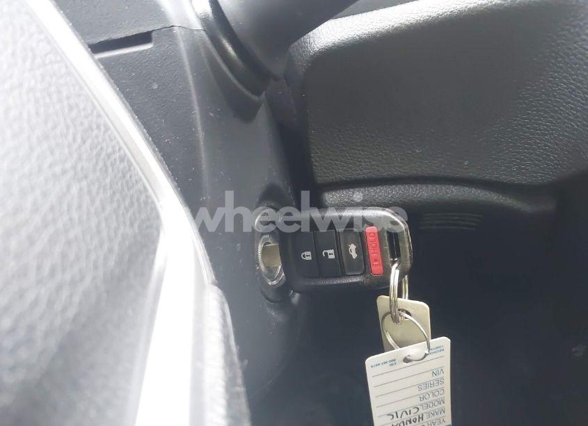 Photo 11 of 2019 Honda Civic LX (VIN 2HGFC2F6XKH529495)