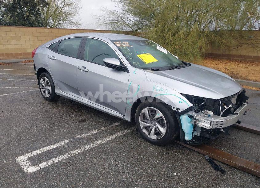 2019 Honda Civic LX (VIN 2HGFC2F6XKH531361) main photo