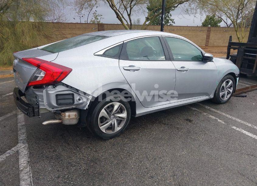 Photo 4 of 2019 Honda Civic LX (VIN 2HGFC2F6XKH531361)