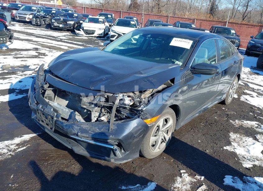 Photo 2 of 2019 Honda Civic LX (VIN 2HGFC2F6XKH549102)