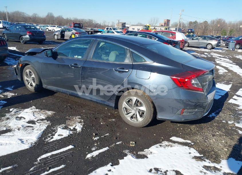 Photo 3 of 2019 Honda Civic LX (VIN 2HGFC2F6XKH549102)