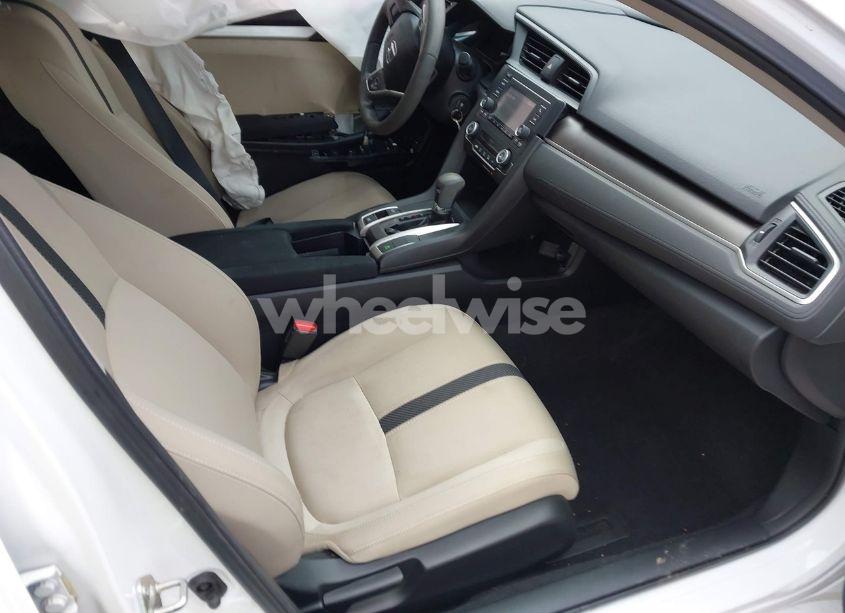 Photo 5 of 2019 Honda Civic LX (VIN 2HGFC2F6XKH552789)