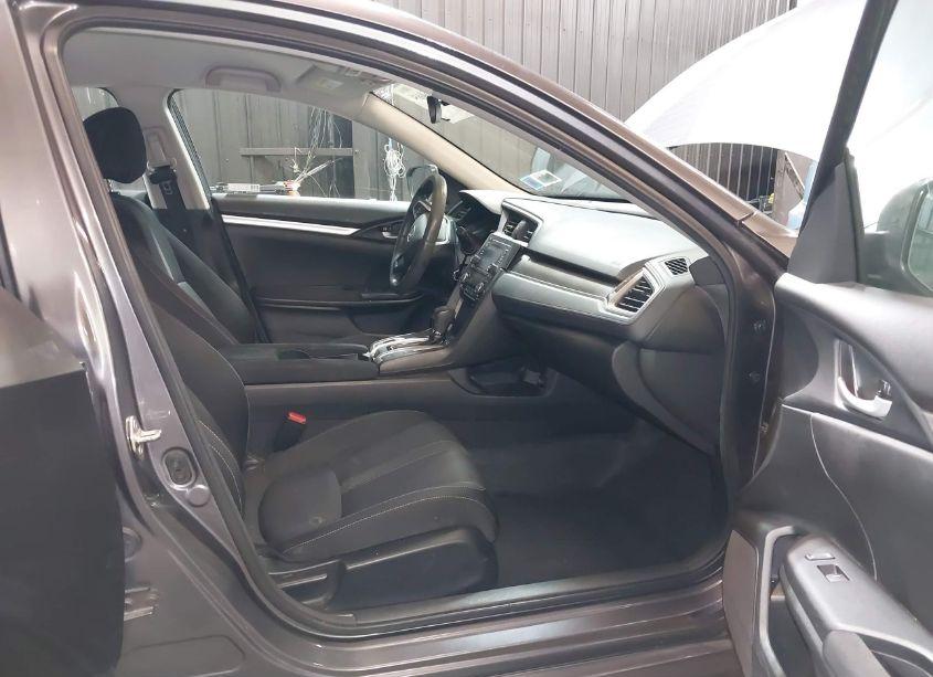 Photo 5 of 2019 Honda Civic LX (VIN 2HGFC2F6XKH557698)