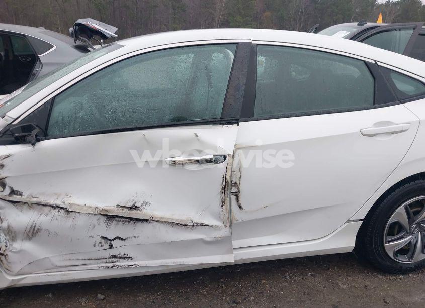 Photo 14 of 2019 Honda Civic LX (VIN 2HGFC2F6XKH560830)