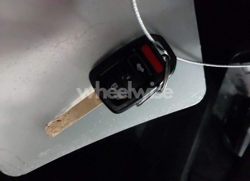 Photo 11 of 2019 Honda Civic LX (VIN 2HGFC2F6XKH565753)