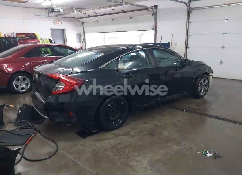 Photo 4 of 2019 Honda Civic LX (VIN 2HGFC2F6XKH565753)