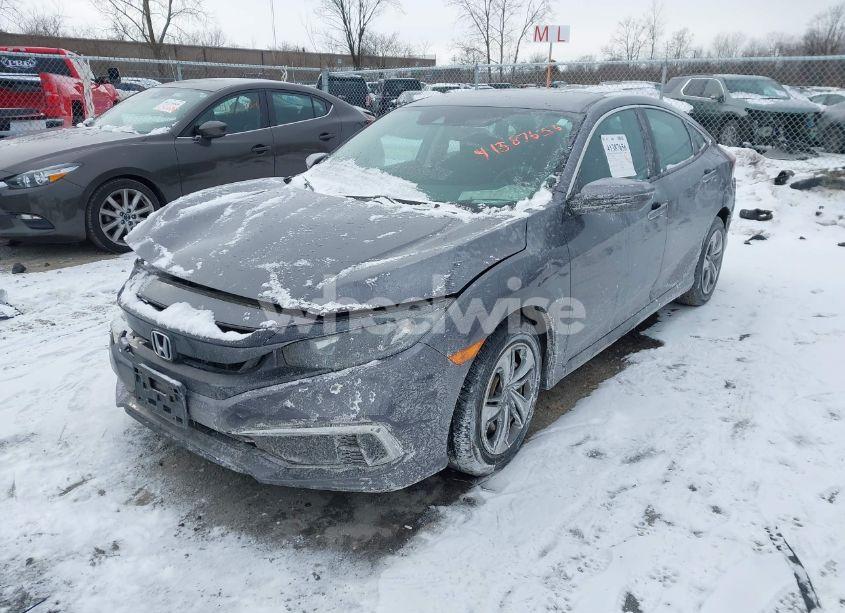 Photo 2 of 2019 Honda Civic LX (VIN 2HGFC2F6XKH570600)
