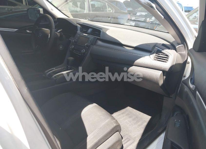 Photo 5 of 2019 Honda Civic LX (VIN 2HGFC2F6XKH600677)