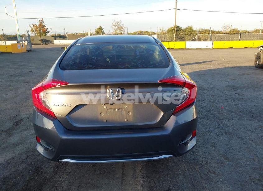 Photo 17 of 2019 Honda Civic LX (VIN 2HGFC2F6XKH605734)