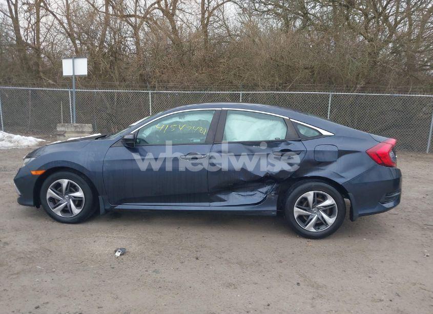 Photo 14 of 2020 Honda Civic LX (VIN 2HGFC2F6XLH511080)