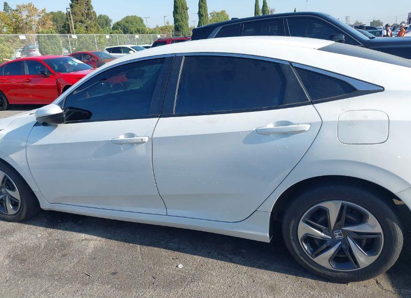 Photo 14 of 2020 Honda Civic LX (VIN 2HGFC2F6XLH517512)