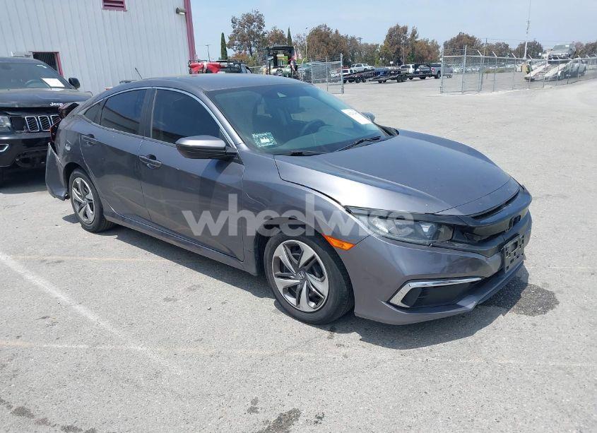 2020 Honda Civic LX (VIN 2HGFC2F6XLH528798) main photo