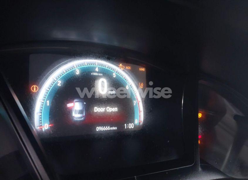Photo 14 of 2020 Honda Civic LX (VIN 2HGFC2F6XLH531197)