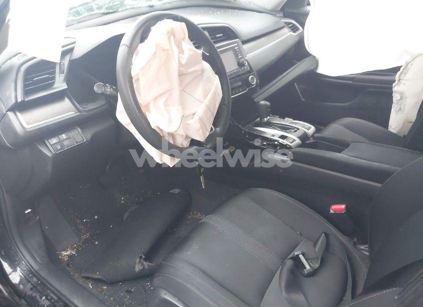 Photo 5 of 2020 Honda Civic LX (VIN 2HGFC2F6XLH531197)