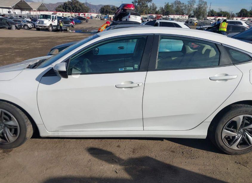 Photo 14 of 2020 Honda Civic LX (VIN 2HGFC2F6XLH531619)