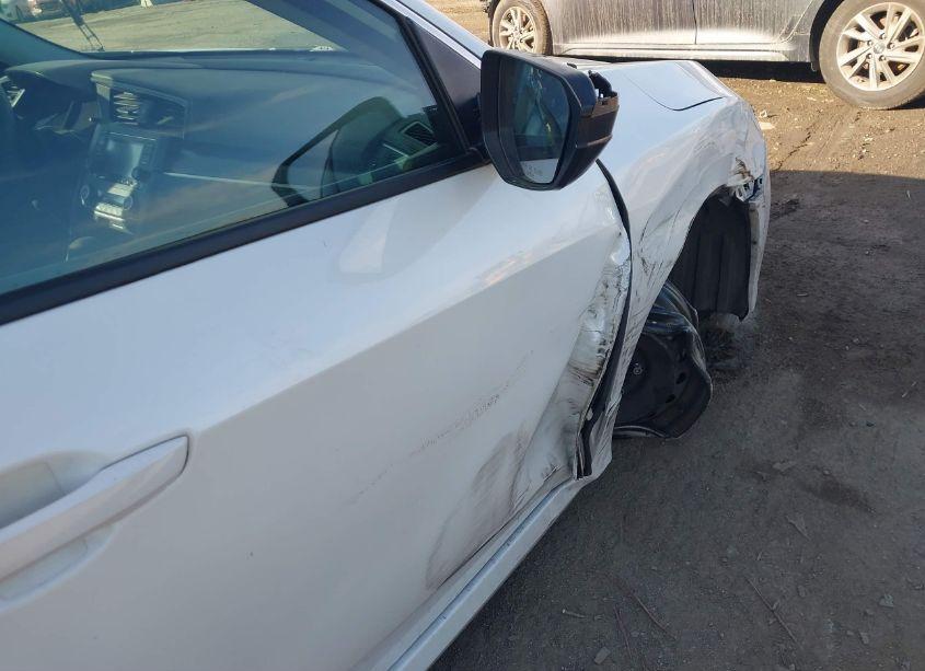 Photo 17 of 2020 Honda Civic LX (VIN 2HGFC2F6XLH531619)