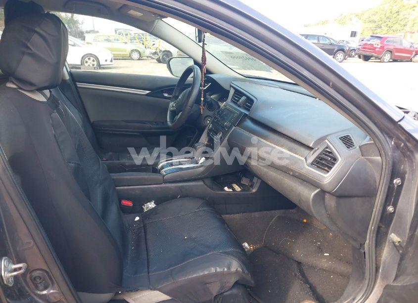 Photo 5 of 2020 Honda Civic LX (VIN 2HGFC2F6XLH552468)