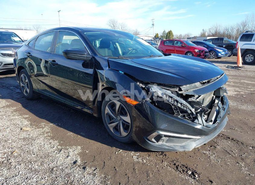 2020 Honda Civic LX (VIN 2HGFC2F6XLH553135) main photo