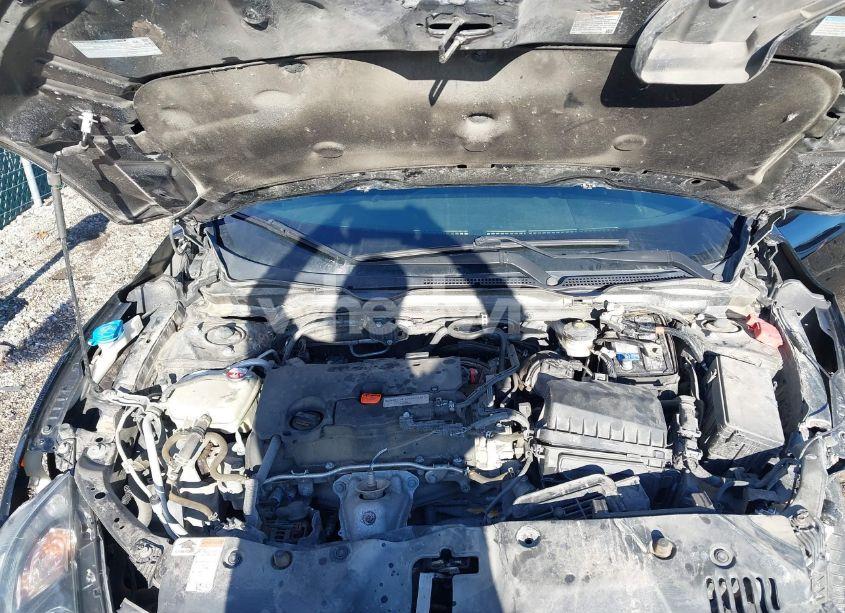 Photo 10 of 2020 Honda Civic LX (VIN 2HGFC2F6XLH553135)