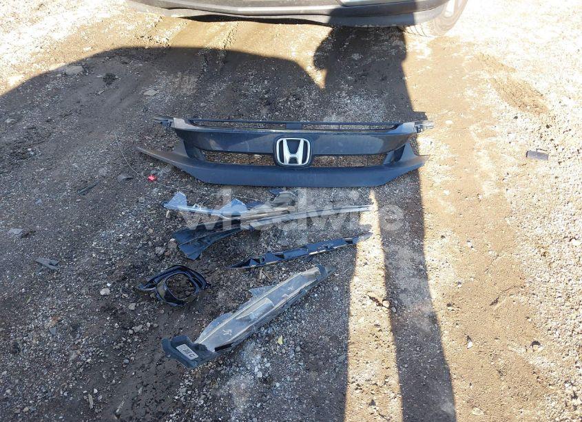 Photo 12 of 2020 Honda Civic LX (VIN 2HGFC2F6XLH553135)