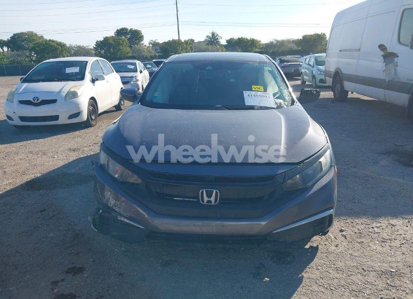 Photo 13 of 2020 Honda Civic LX (VIN 2HGFC2F6XLH556892)