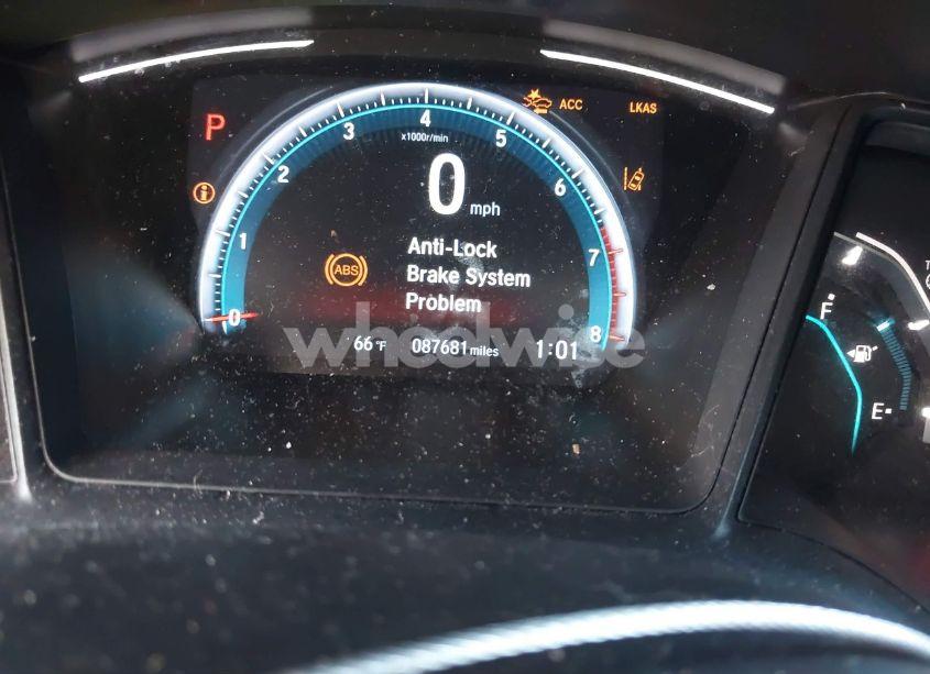 Photo 7 of 2020 Honda Civic LX (VIN 2HGFC2F6XLH556892)