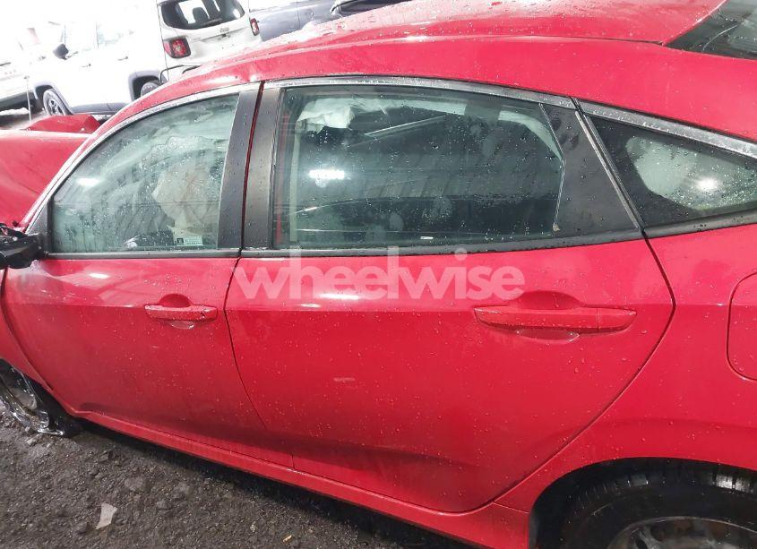 Photo 14 of 2020 Honda Civic LX (VIN 2HGFC2F6XLH560215)