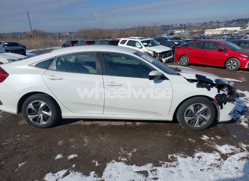 Photo 14 of 2020 Honda Civic LX (VIN 2HGFC2F6XLH583705)
