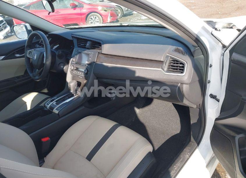 Photo 5 of 2020 Honda Civic LX (VIN 2HGFC2F6XLH583705)