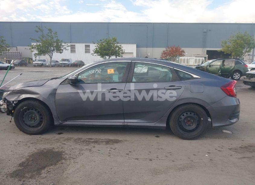 Photo 13 of 2021 Honda Civic LX (VIN 2HGFC2F6XMH509539)