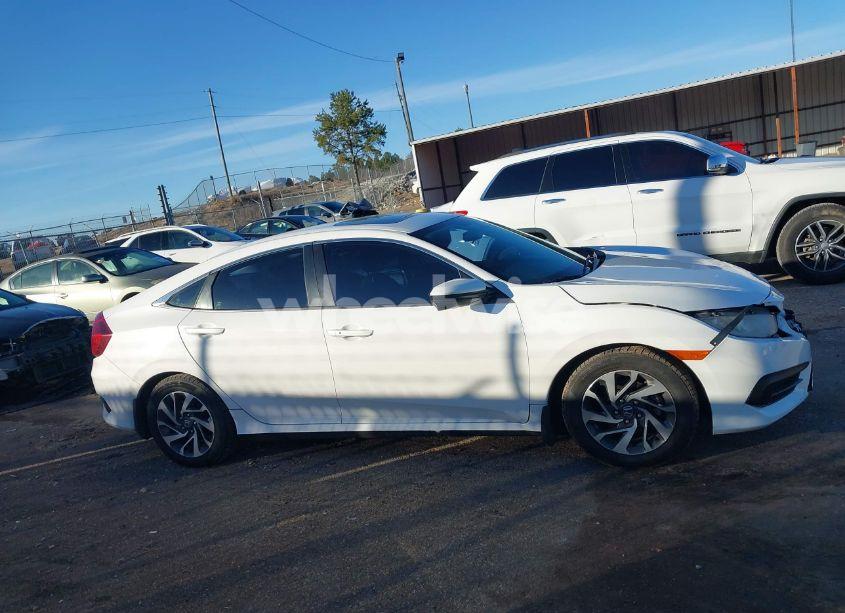 Photo 13 of 2016 Honda Civic EX (VIN 2HGFC2F70GH555426)