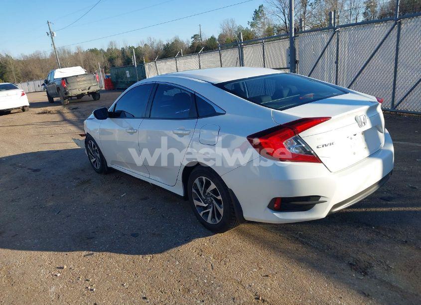 Photo 3 of 2016 Honda Civic EX (VIN 2HGFC2F70GH555426)
