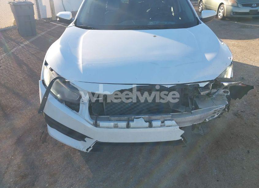 Photo 6 of 2016 Honda Civic EX (VIN 2HGFC2F70GH555426)