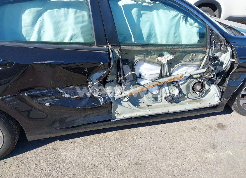 Photo 6 of 2018 Honda Civic EX (VIN 2HGFC2F70JH548287)