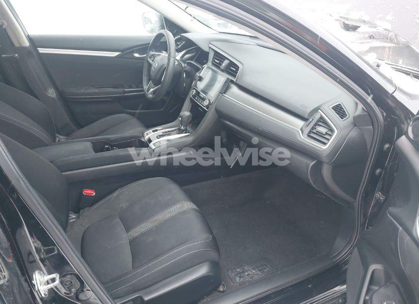 Photo 5 of 2018 Honda Civic EX (VIN 2HGFC2F70JH563081)