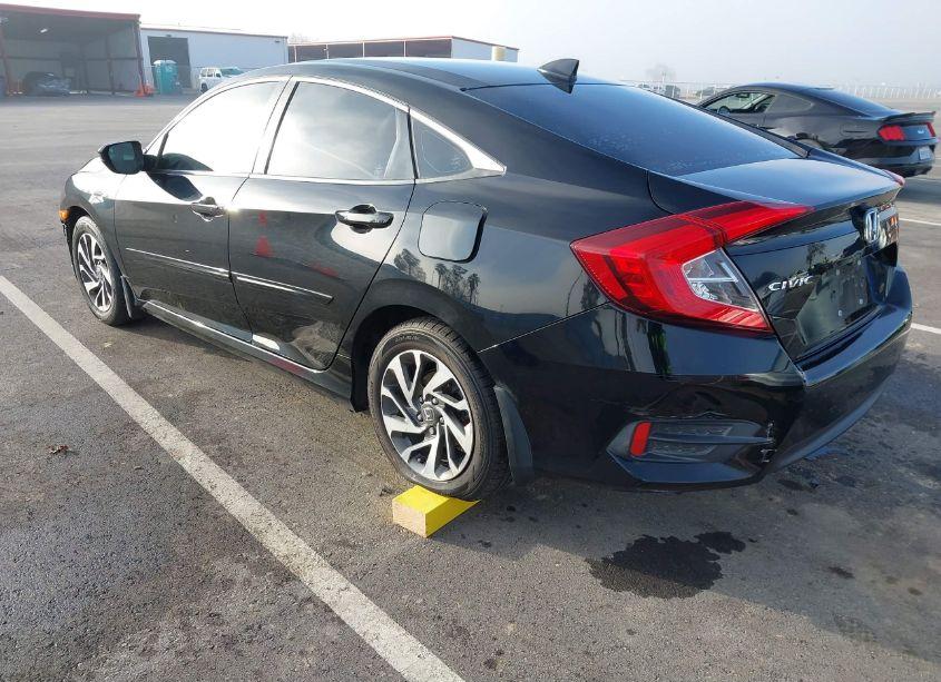 Photo 3 of 2018 Honda Civic EX (VIN 2HGFC2F70JH576039)