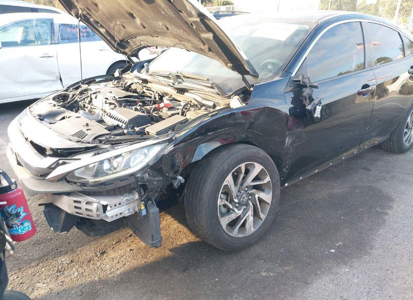 Photo 6 of 2018 Honda Civic EX (VIN 2HGFC2F70JH577823)