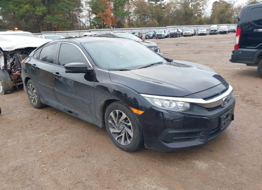2018 Honda Civic EX (VIN 2HGFC2F70JH591382) main photo