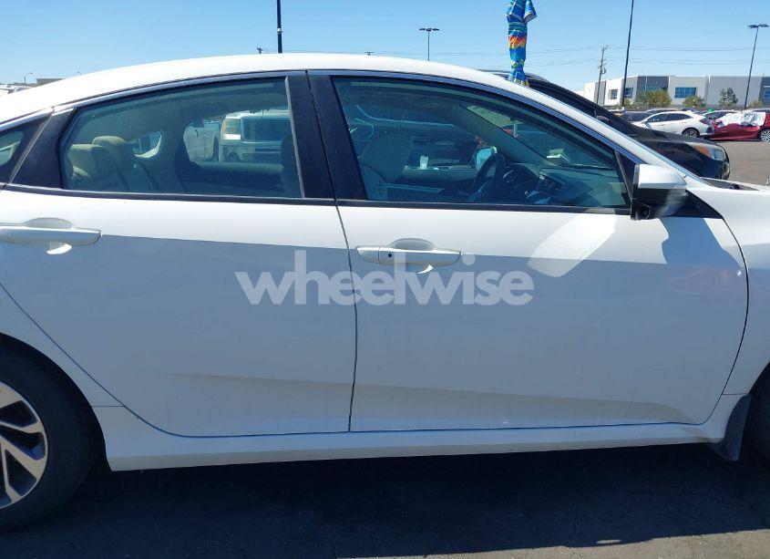 Photo 13 of 2016 Honda Civic EX (VIN 2HGFC2F71GH511600)