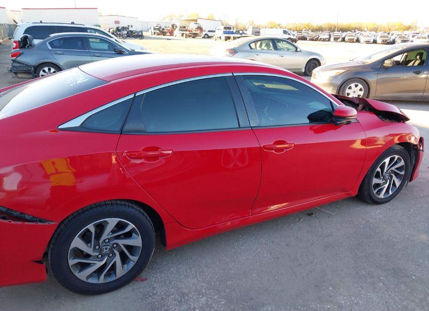 Photo 13 of 2016 Honda Civic EX (VIN 2HGFC2F71GH546055)