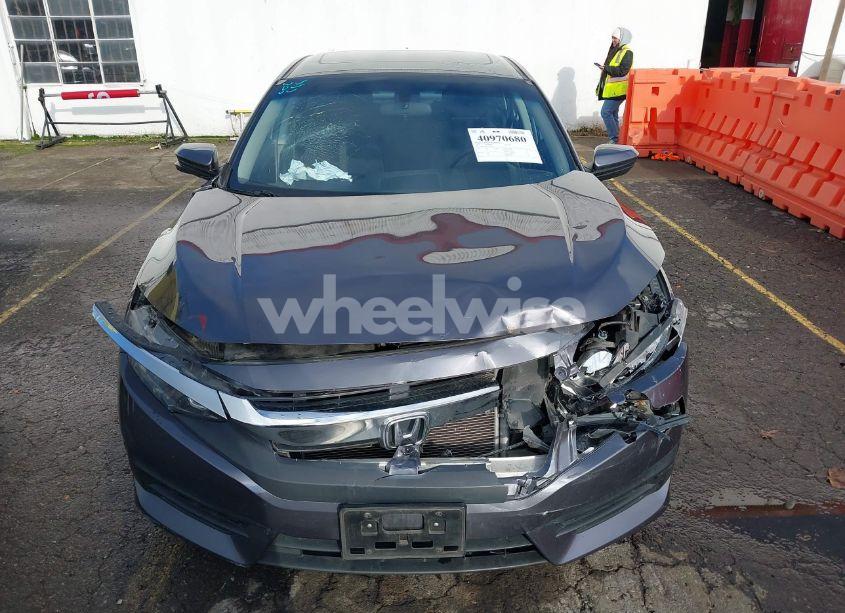 Photo 12 of 2017 Honda Civic EX (VIN 2HGFC2F71HH512800)
