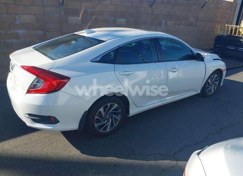 Photo 4 of 2017 Honda Civic EX (VIN 2HGFC2F71HH519813)