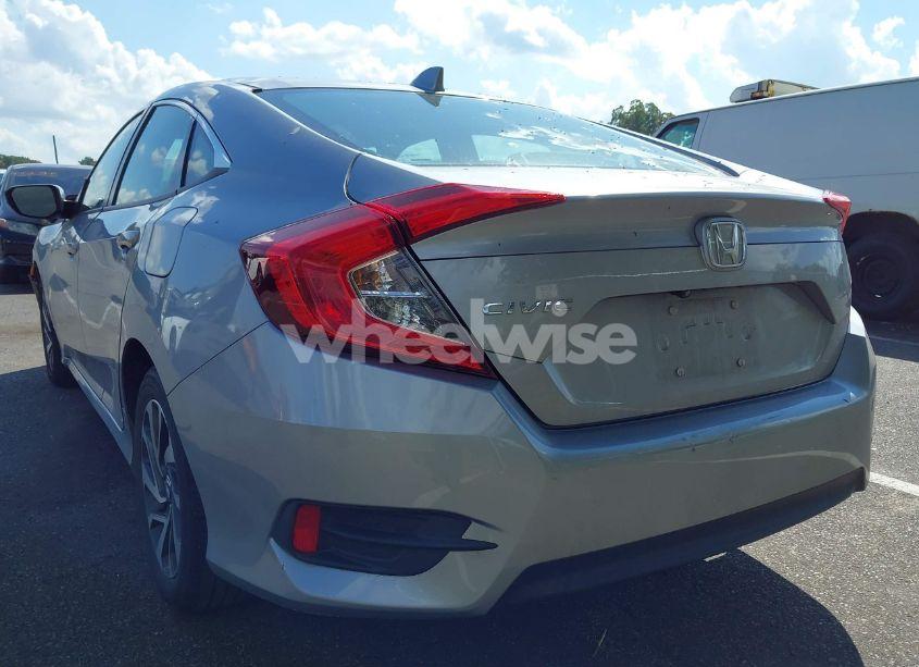Photo 3 of 2017 Honda Civic EX (VIN 2HGFC2F71HH548275)