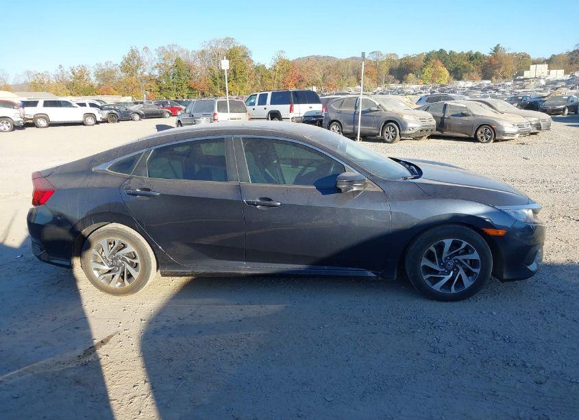 Photo 13 of 2017 Honda Civic EX (VIN 2HGFC2F71HH560555)