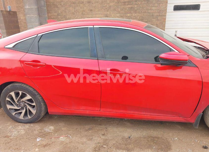 Photo 13 of 2017 Honda Civic EX (VIN 2HGFC2F71HH561480)