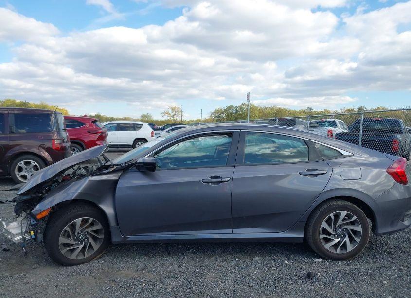 Photo 15 of 2017 Honda Civic EX (VIN 2HGFC2F71HH570096)