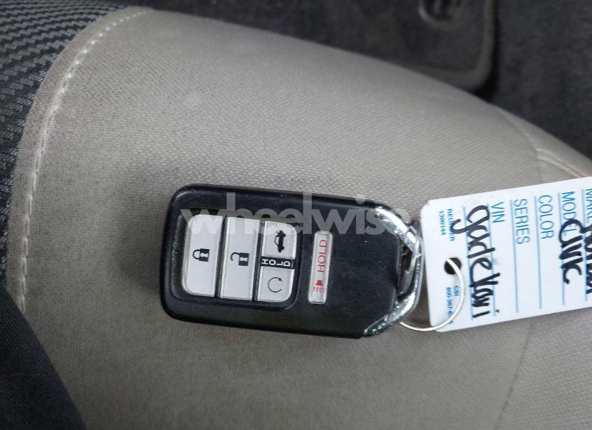 Photo 11 of 2017 Honda Civic EX (VIN 2HGFC2F71HH571930)
