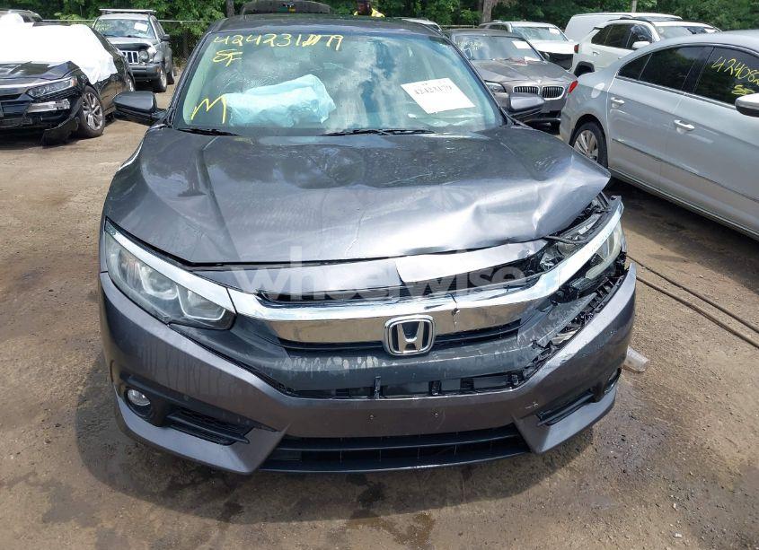 Photo 12 of 2018 Honda Civic EX (VIN 2HGFC2F71JH501947)