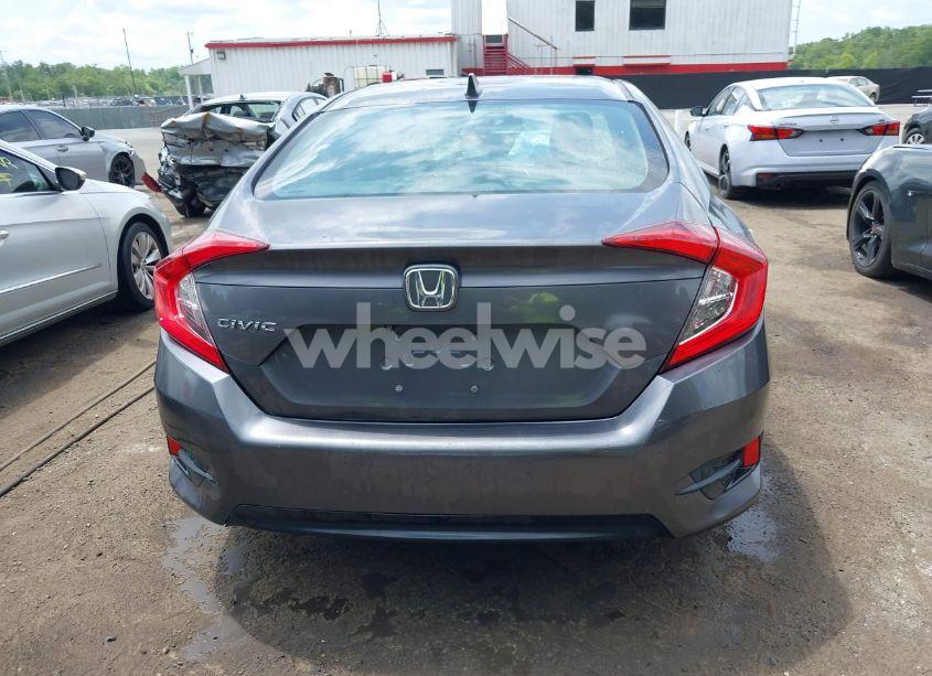 Photo 16 of 2018 Honda Civic EX (VIN 2HGFC2F71JH501947)